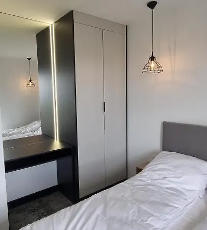 Апартаменты Sloneczne - Marynarska 10 *